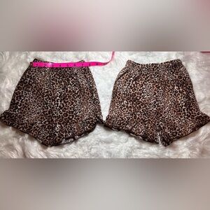 🎃Jungle girl costume 🎃 
Set of 2 - for twins.Leopard Print Ruffle Shorts